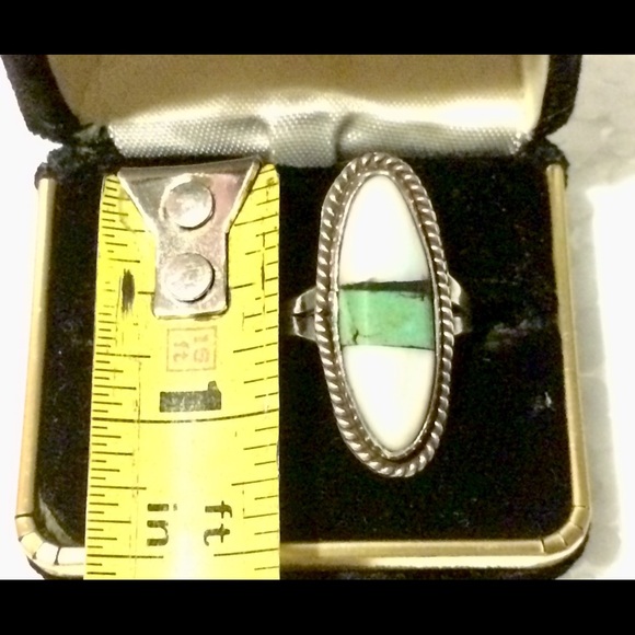 Vtg 1950s Turquoise & White Coral Oval Ring (6) - Picture 7 of 8